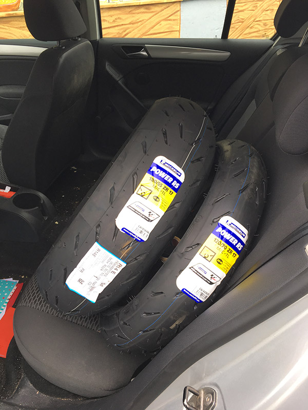 Train de pneu complet Michelin Power RS
