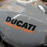 Ducati Monster, peinture grise