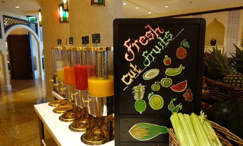 jus de fruit frais trop bons pour le petit déjeuner du Shangri-la Doha