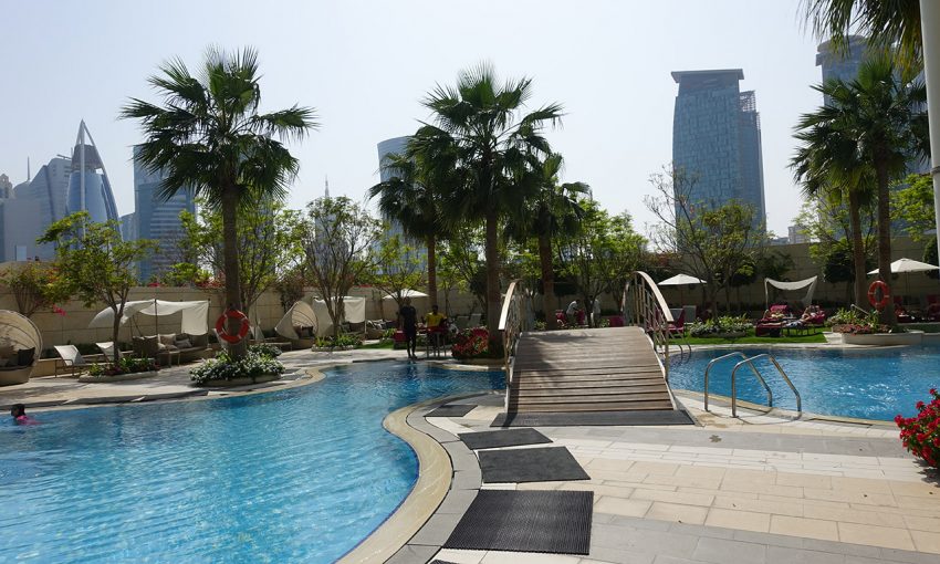 superb pool exterieure au Shangri-La Doha