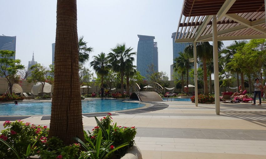 vue sur la piscine, 7eme étage du Shangri-La Doha