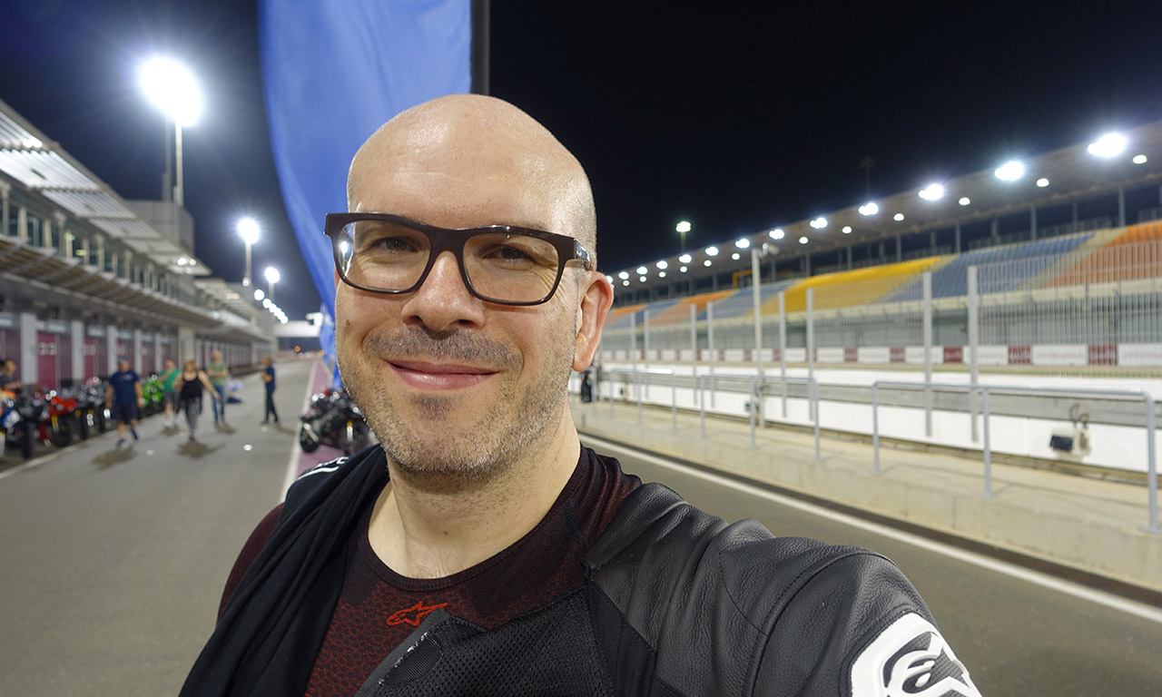 David Jazt sur le circuit de Losail : invitation par Michelin