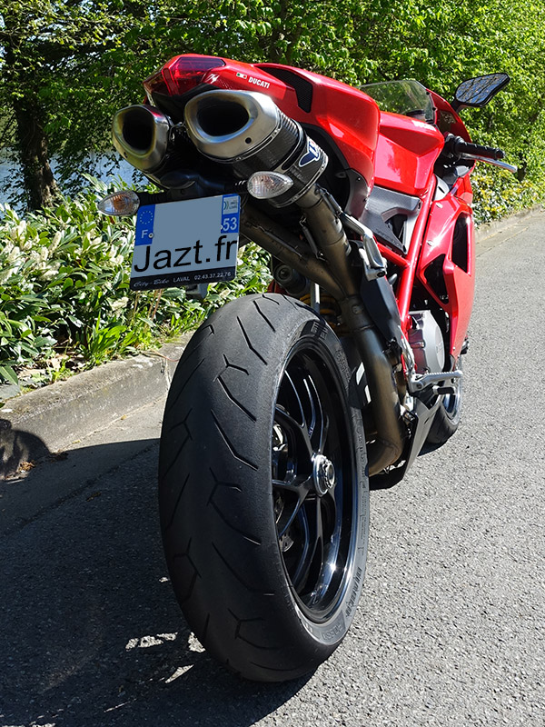 Ducati 848 : moto sportive Italienne