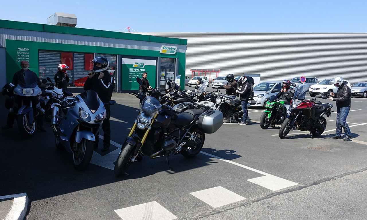 Balade moto Rennaise : les motards sont chauds pour rouler