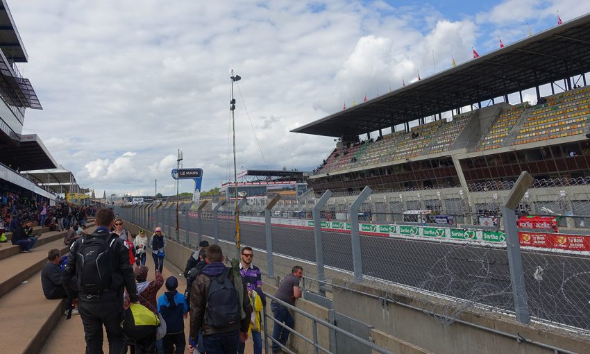 ligne d'arrivée circuit Moto GP Le Mans