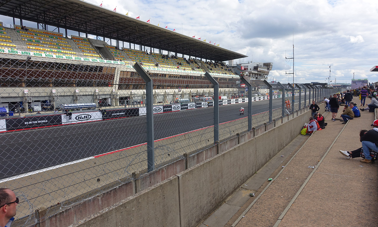 Grille de départ du circuit au Mans