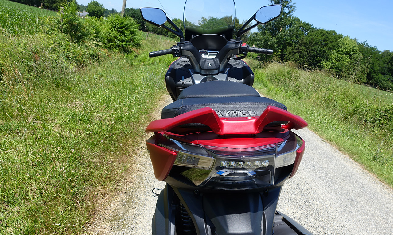 maxi scooter Kymco