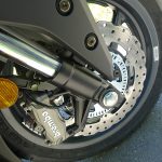 freinage Brembo sur le scooter AK 550