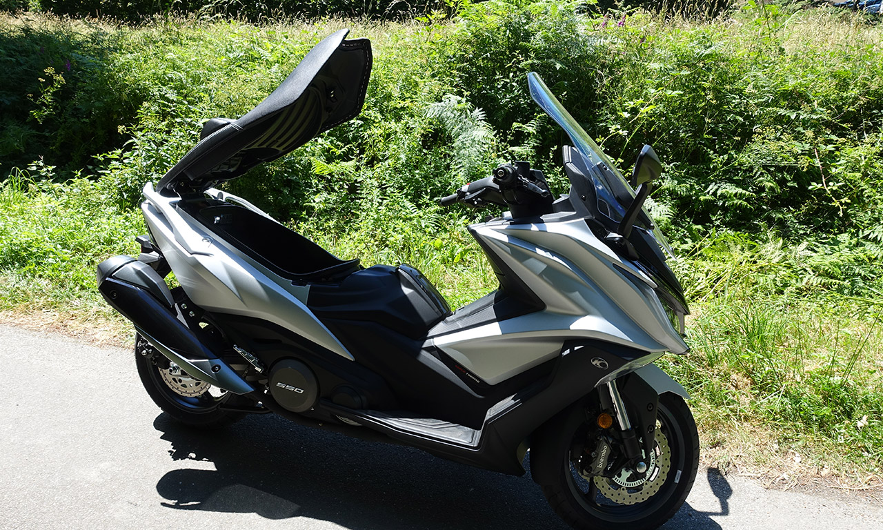 scooter Kymco 550cc