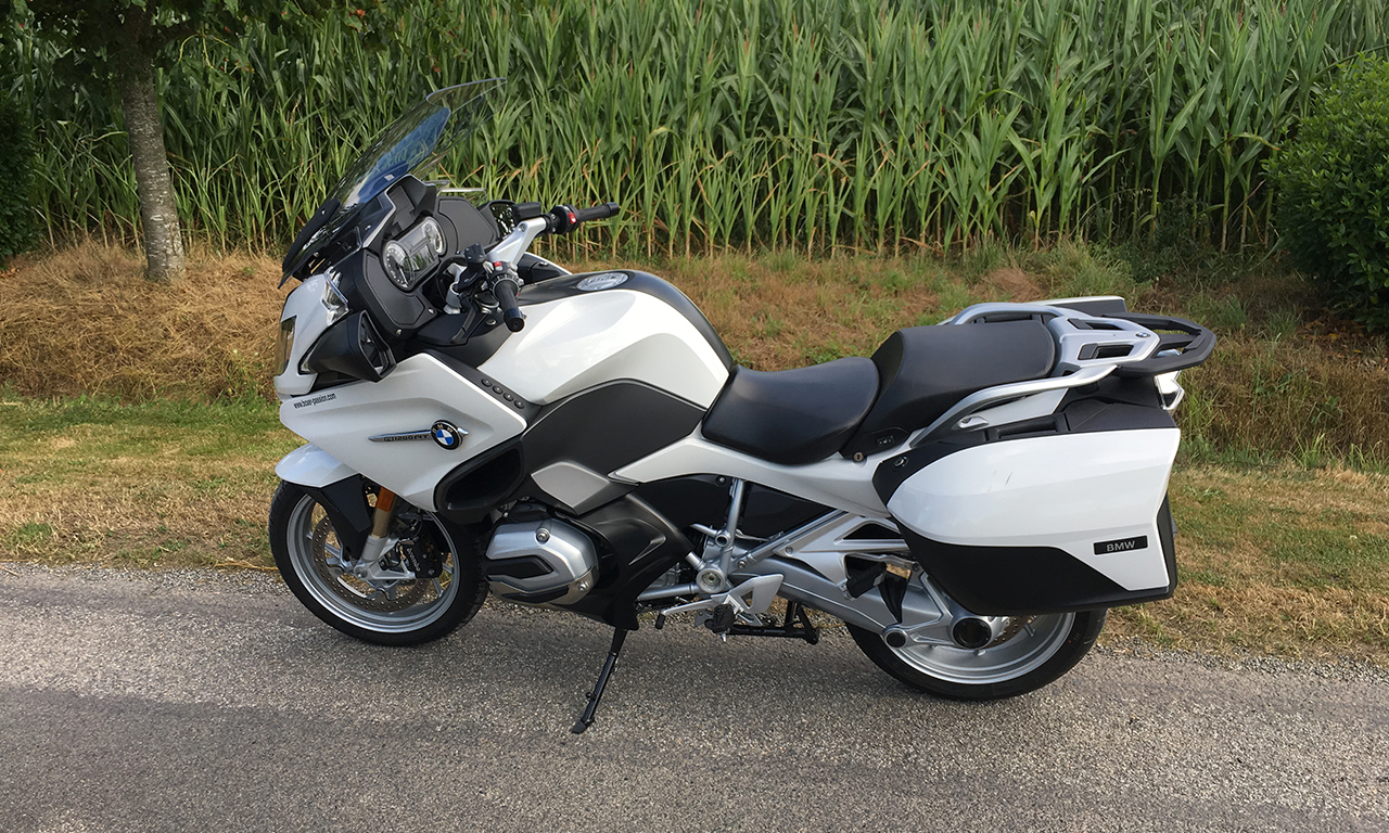 BMW blanche R1200RT