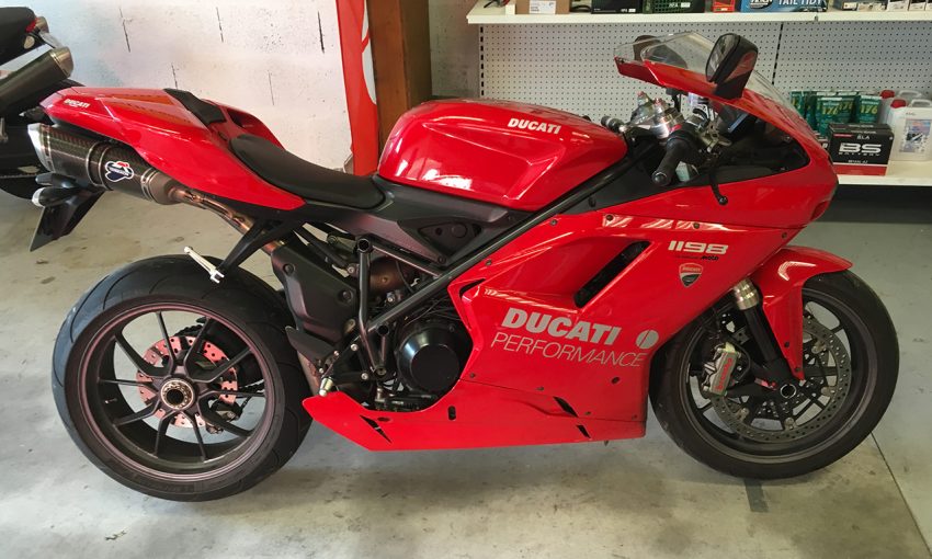 Ducati 1198 rouge