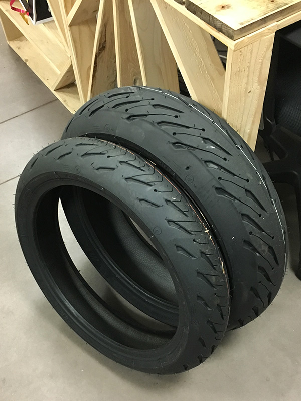 Michelin Road 5