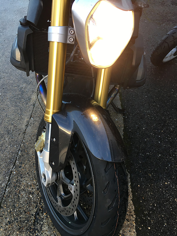 Michelin Road5 sur BMW R1200R LC 126 : perfect !