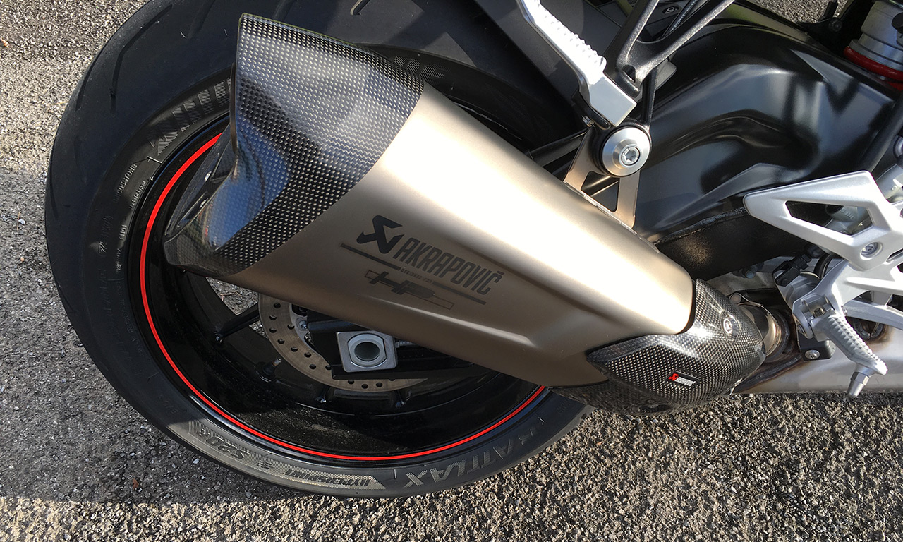 échappement Akrapovic sur le S1000R 2018