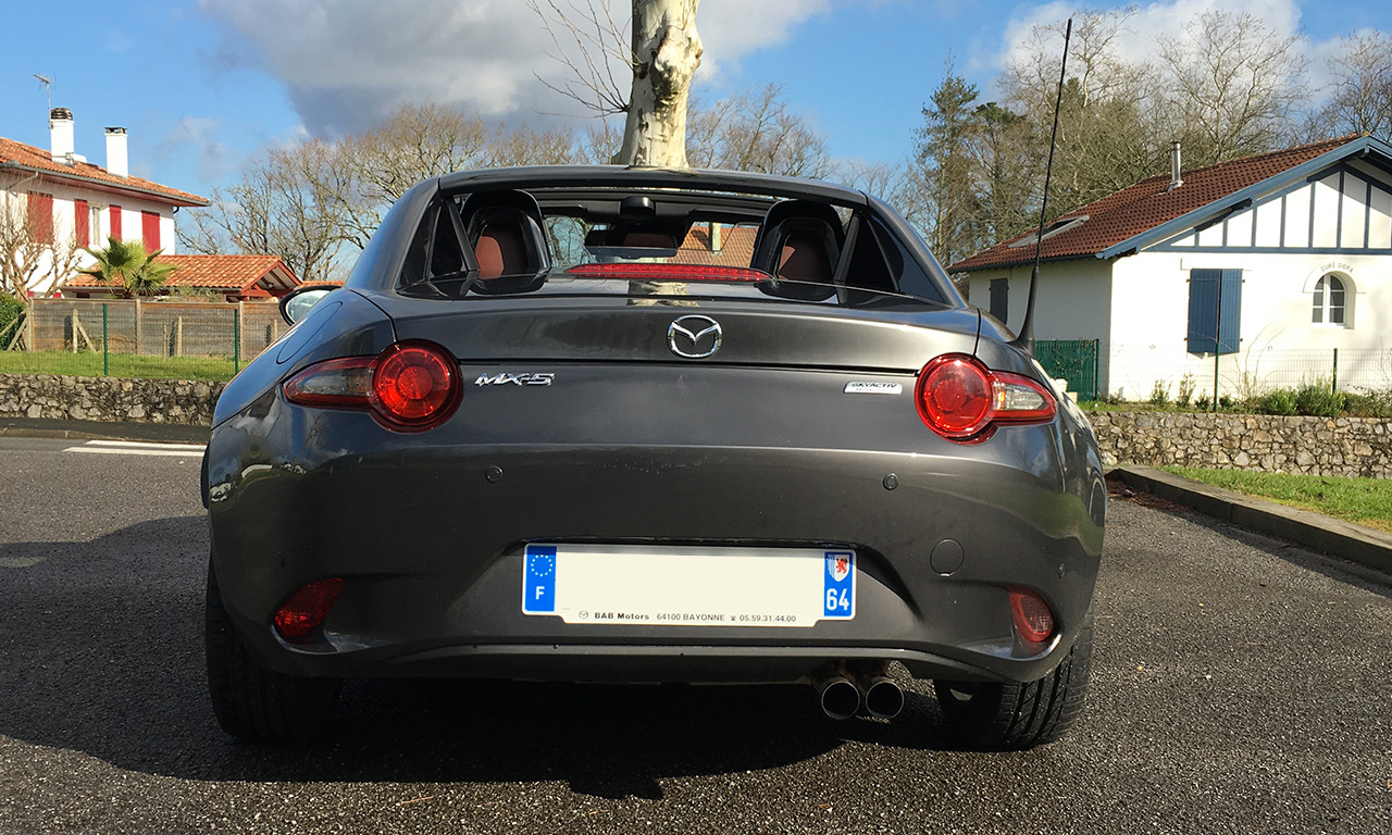 mazda MX 5 RF vue arrière