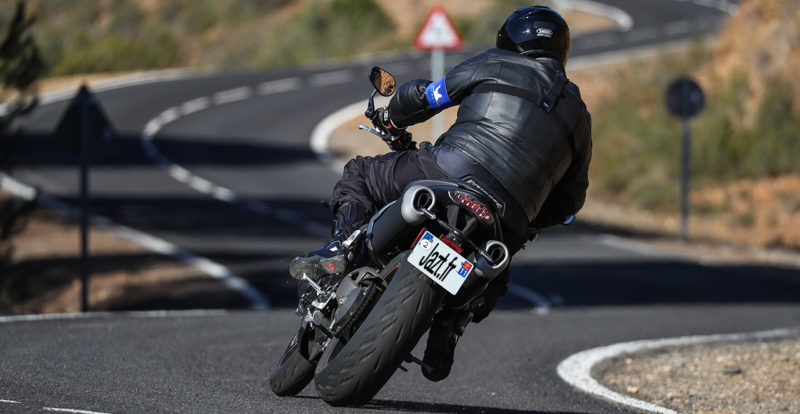 Essai pneu moto Michelin Road5, David Jazt Speed Triple 1050