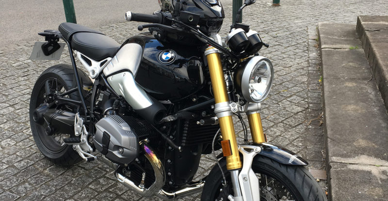 Essai moto BMW Nine-T classic noire