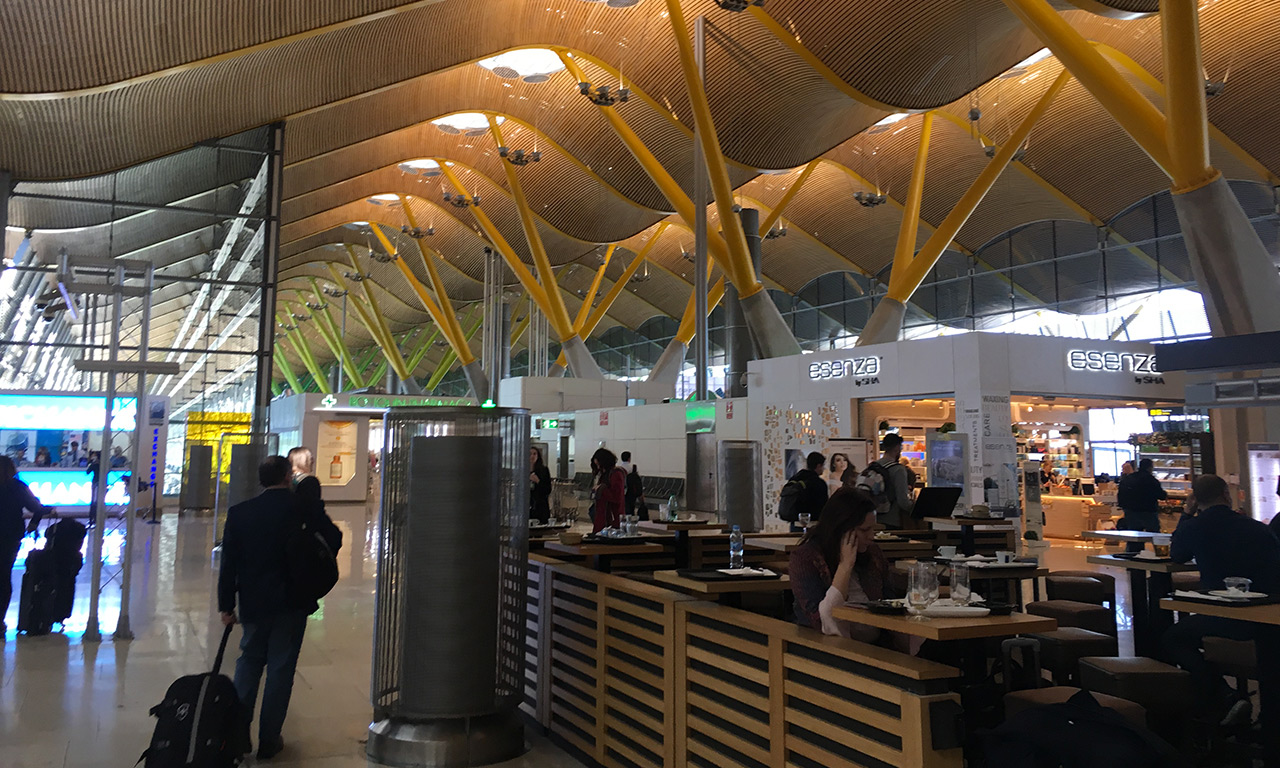 Aéroport de Madrid en Espagne