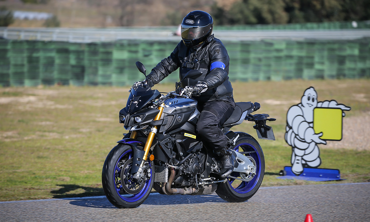 David Jazt en Road5 sur la Yamaha MT10 SP