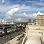 vue vers le port maritime de Marseille