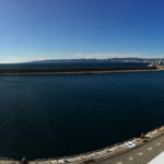 vue à 180 degrés depuis les terrasses du port : centre commerciale de Marseille