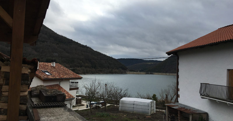 Barrage hydraulique au coeur du Pays Basque