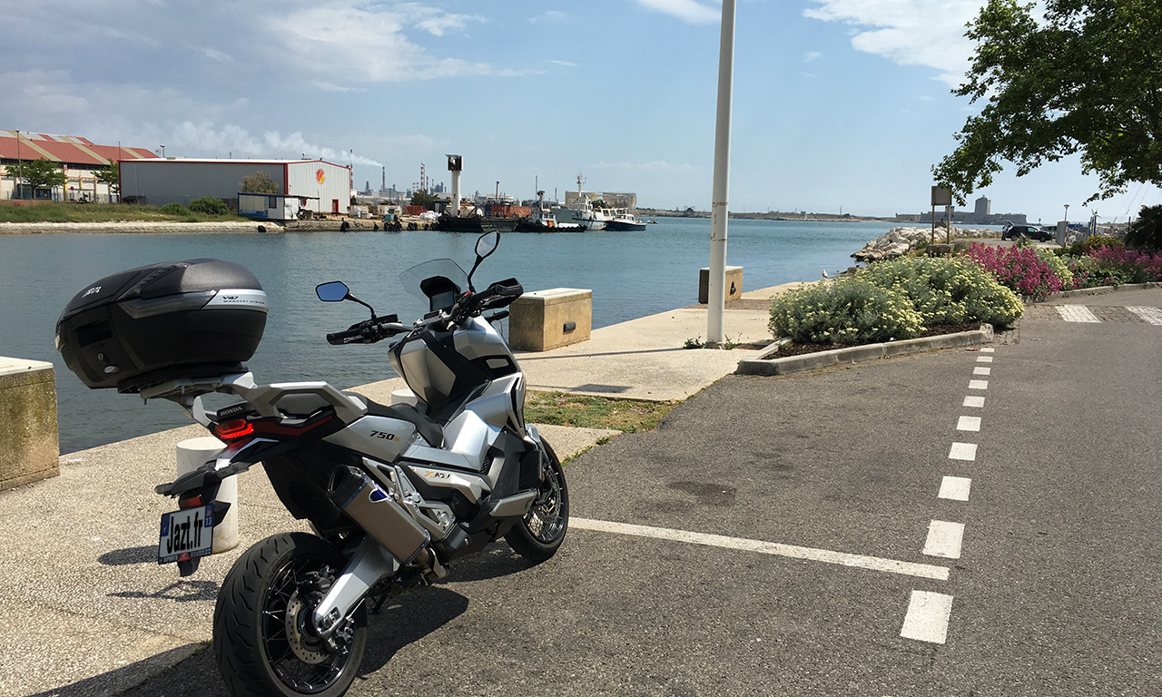 Port de bouc près de Martigues