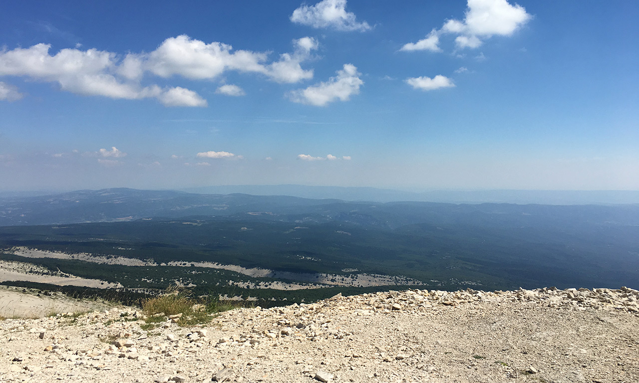 Vue depuis le haut du Mont Ventoux