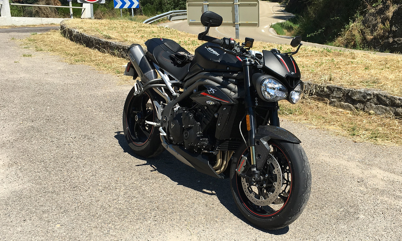 Speed Triple RS 2018 (vue de devant)