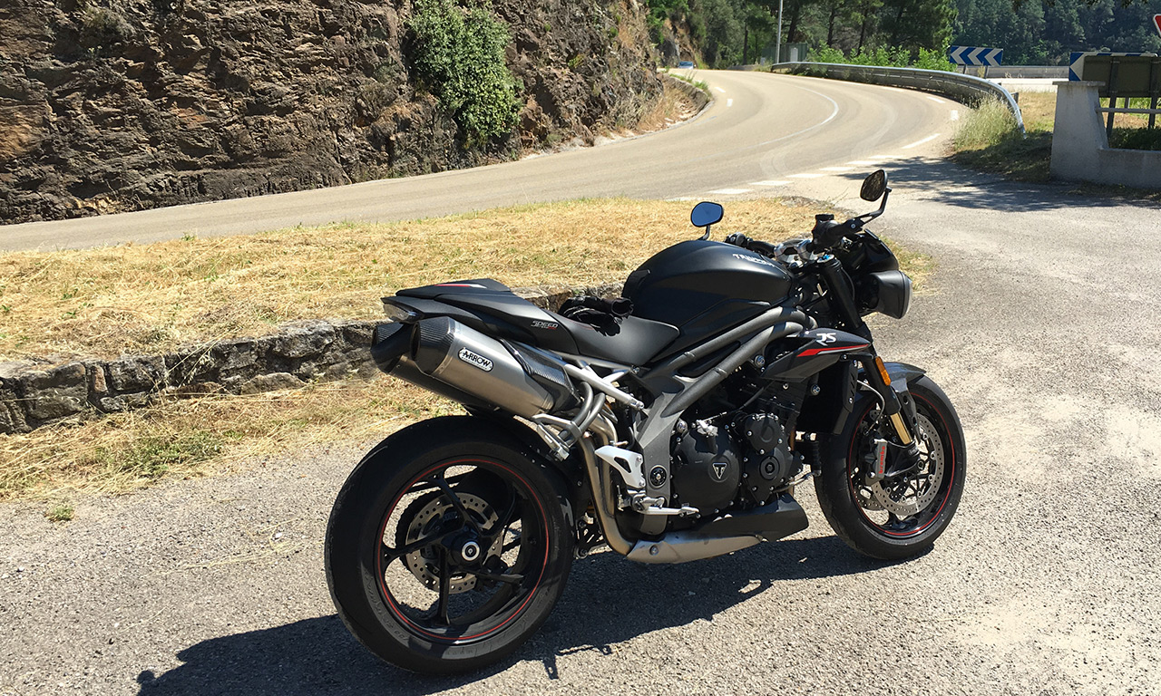 Speed Triple RS 2018 (vue de côté)