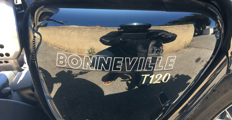 Bonneville T120