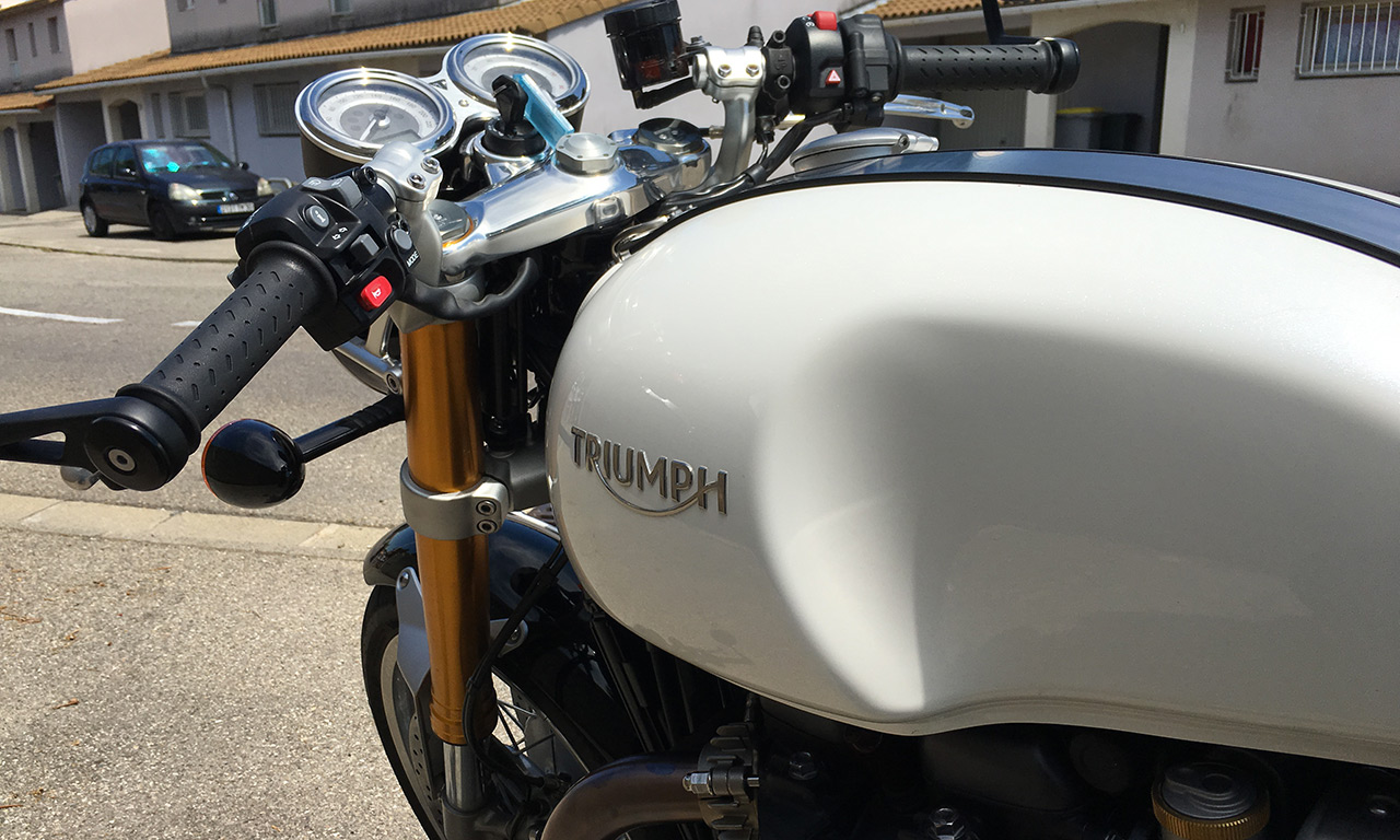 Triumph Thruxton 1200 R