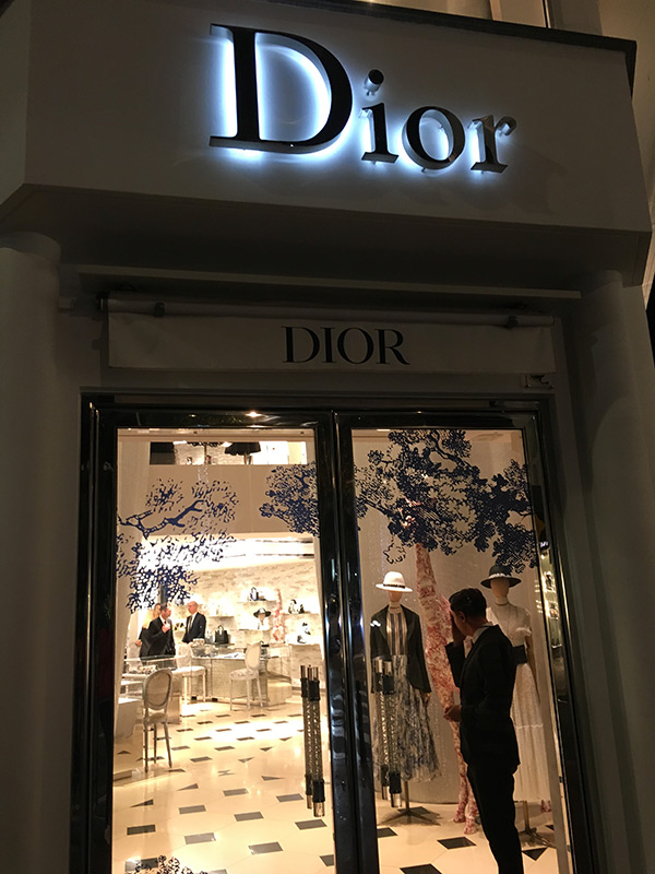 Boutique et Shopping à Cannes : Dior