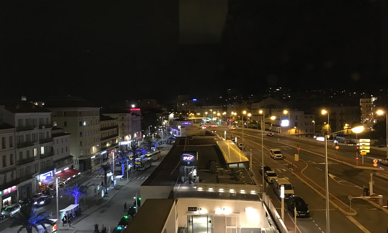 Vue depuis la terrasse OkkO Hôtel de Cannes