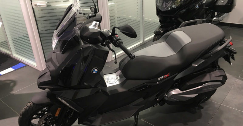 scooter CX 400 noir 2019