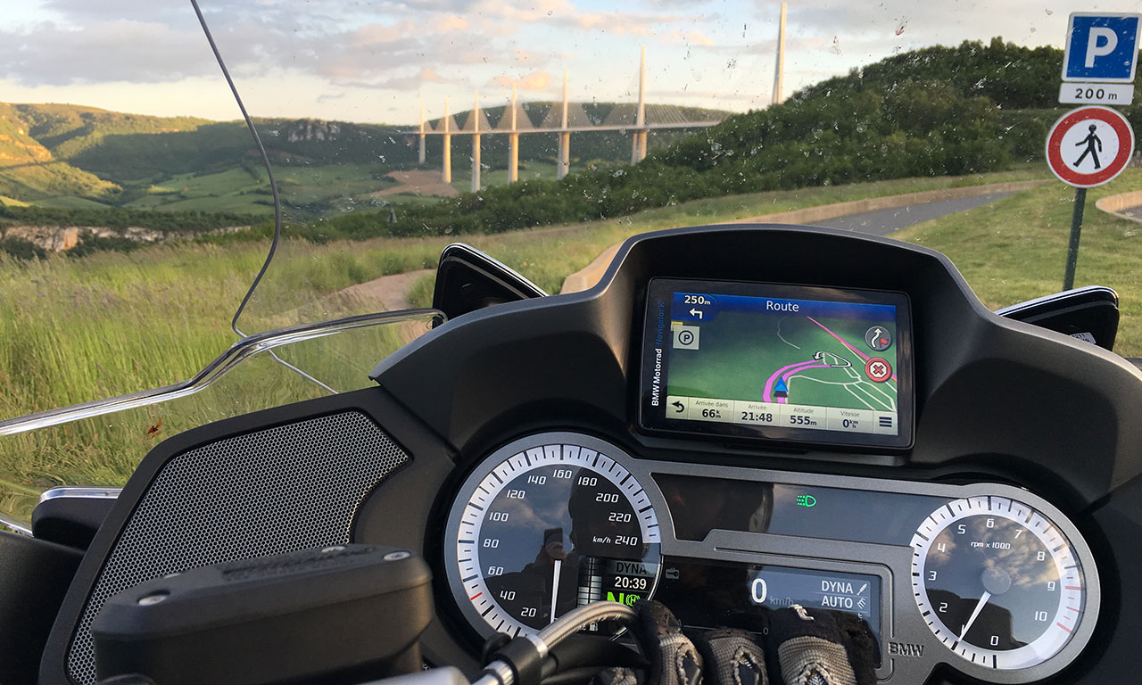 Viaduc de Millau en R1250RT BMW