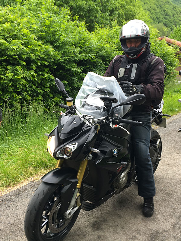 Arnaud, motard Rennais en BMW S1000R