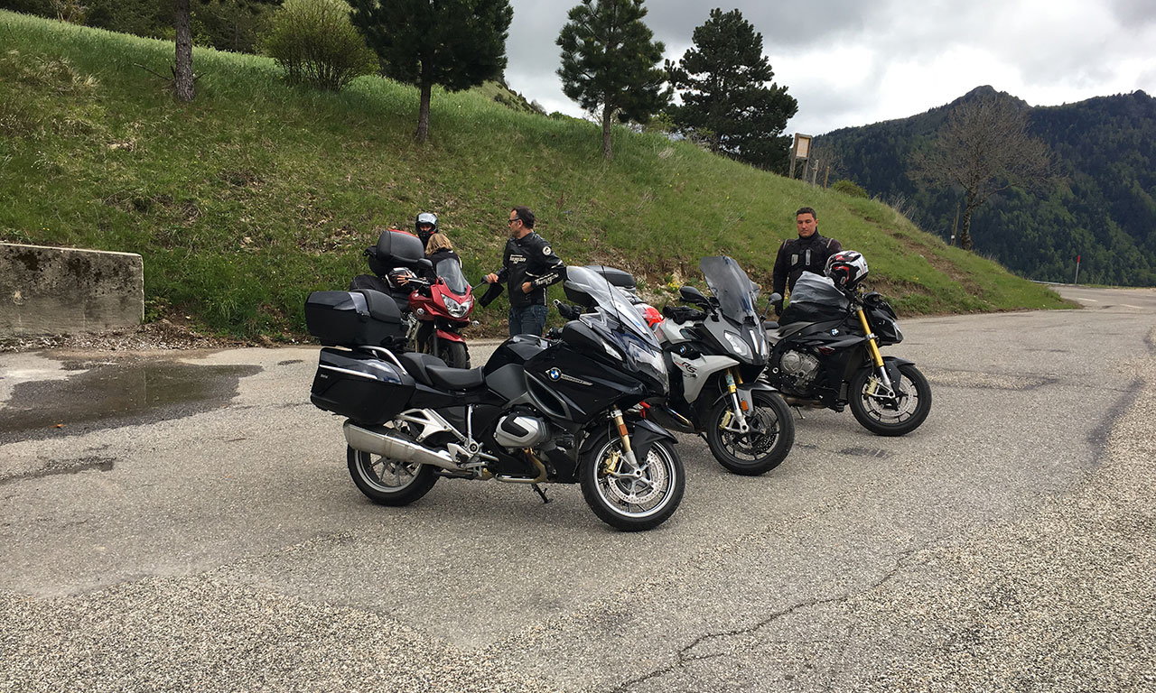 équipement motard pour une randonnée motarde