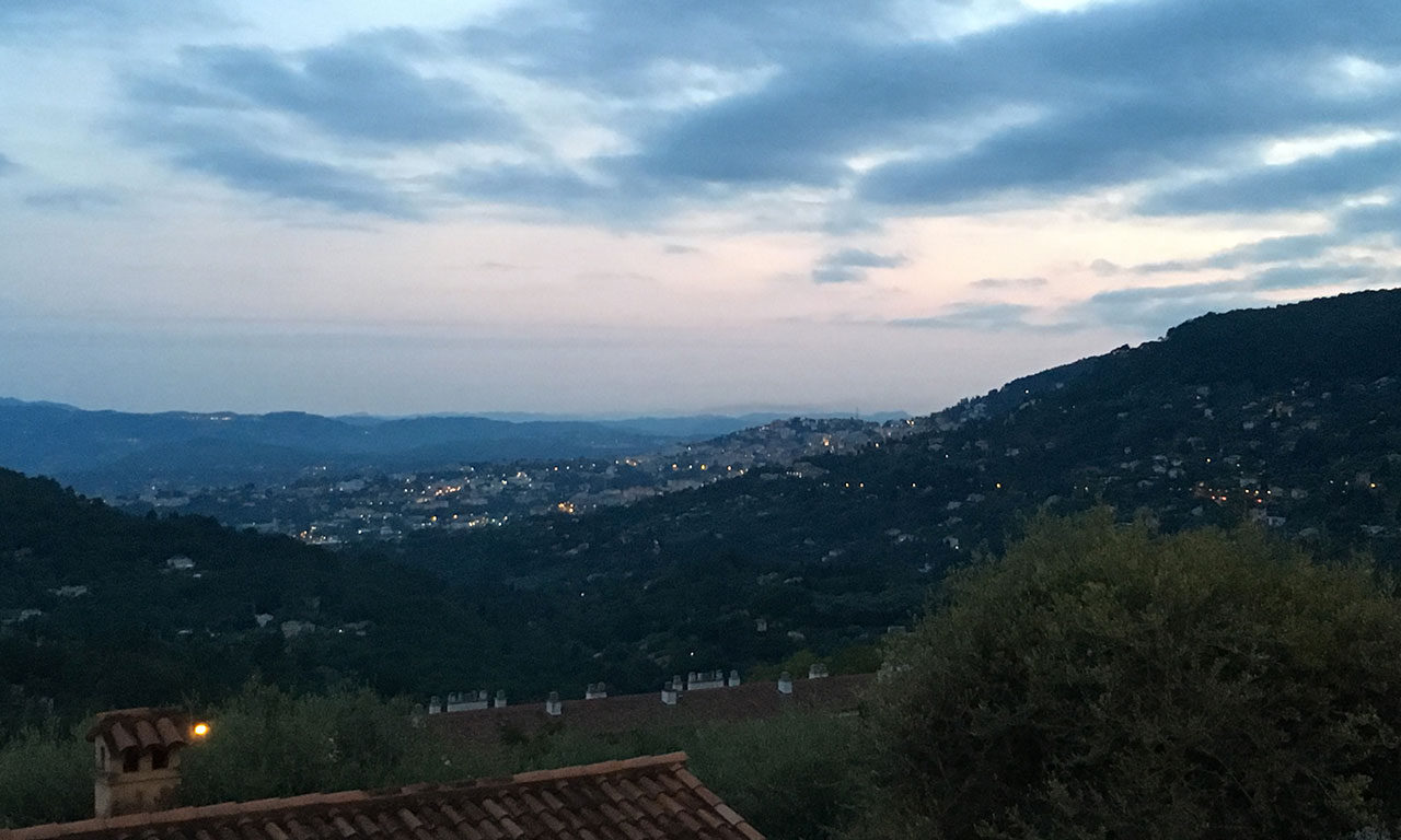 vue depuis magagnosc, au nord d'Antibes