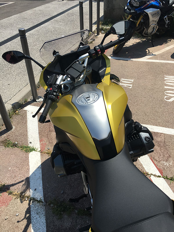 vie à bord du R1250RS