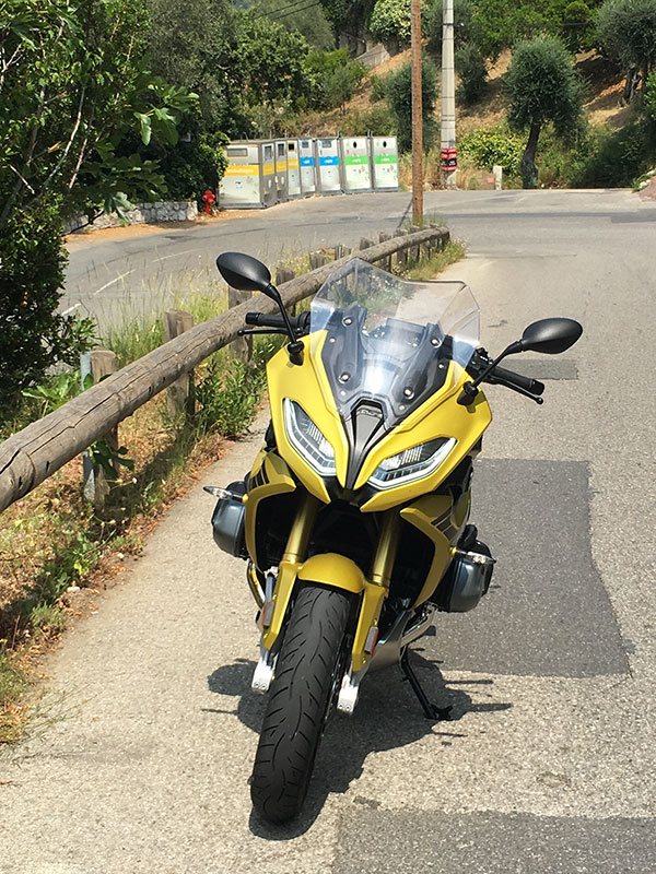 nouvelle face avant du R1250RS