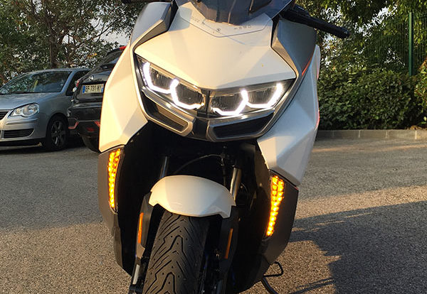 clignotant du C400GT BMW, scooter Allemand
