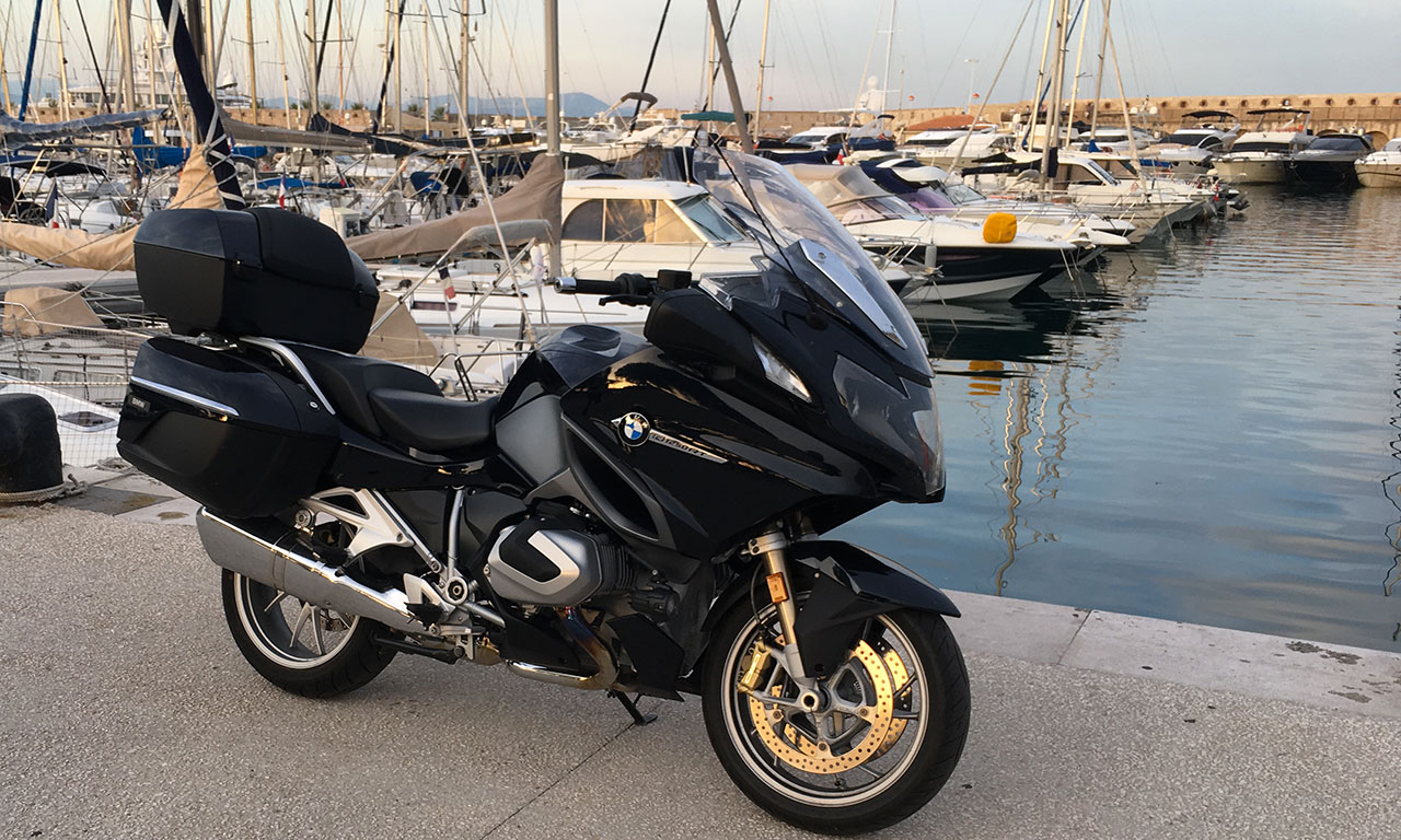 Port d'Antibes en BMW RT