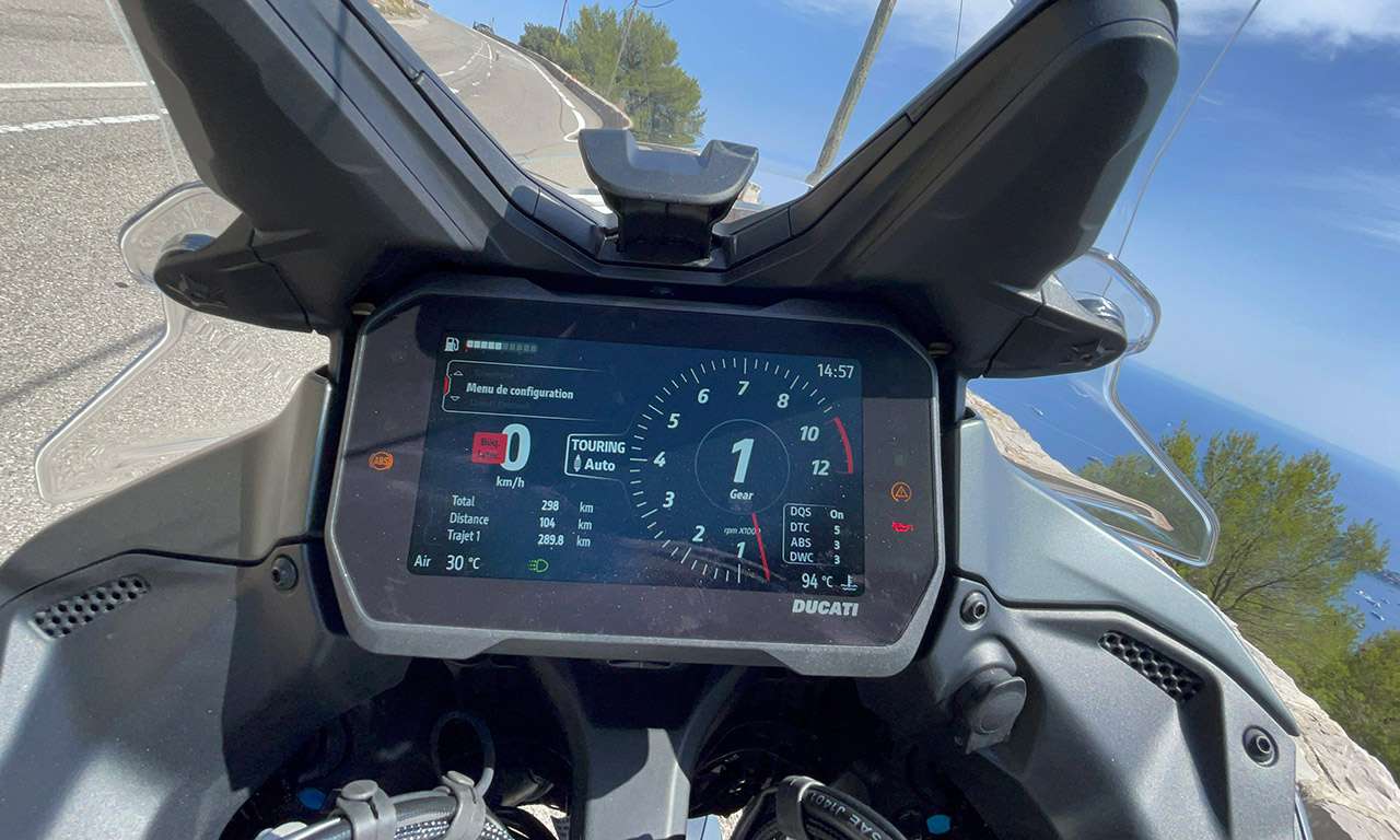 tableau de bord du Multistrada V4S 