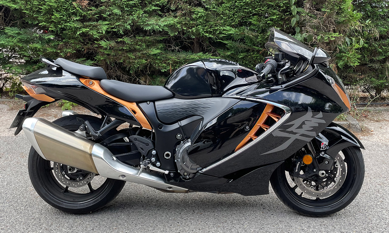 Suzuki Hayabusa 2021 noire et orange