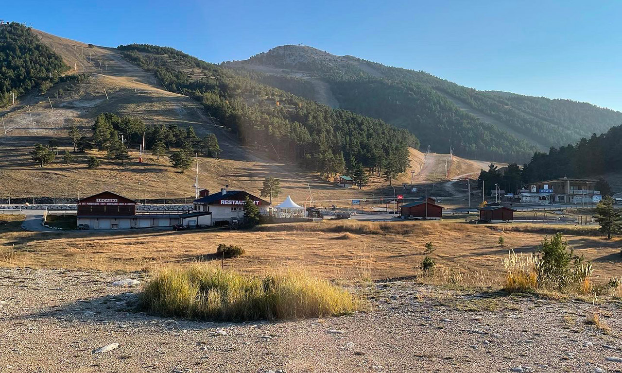 remontée mécanique station de ski Gréolières Les Neiges