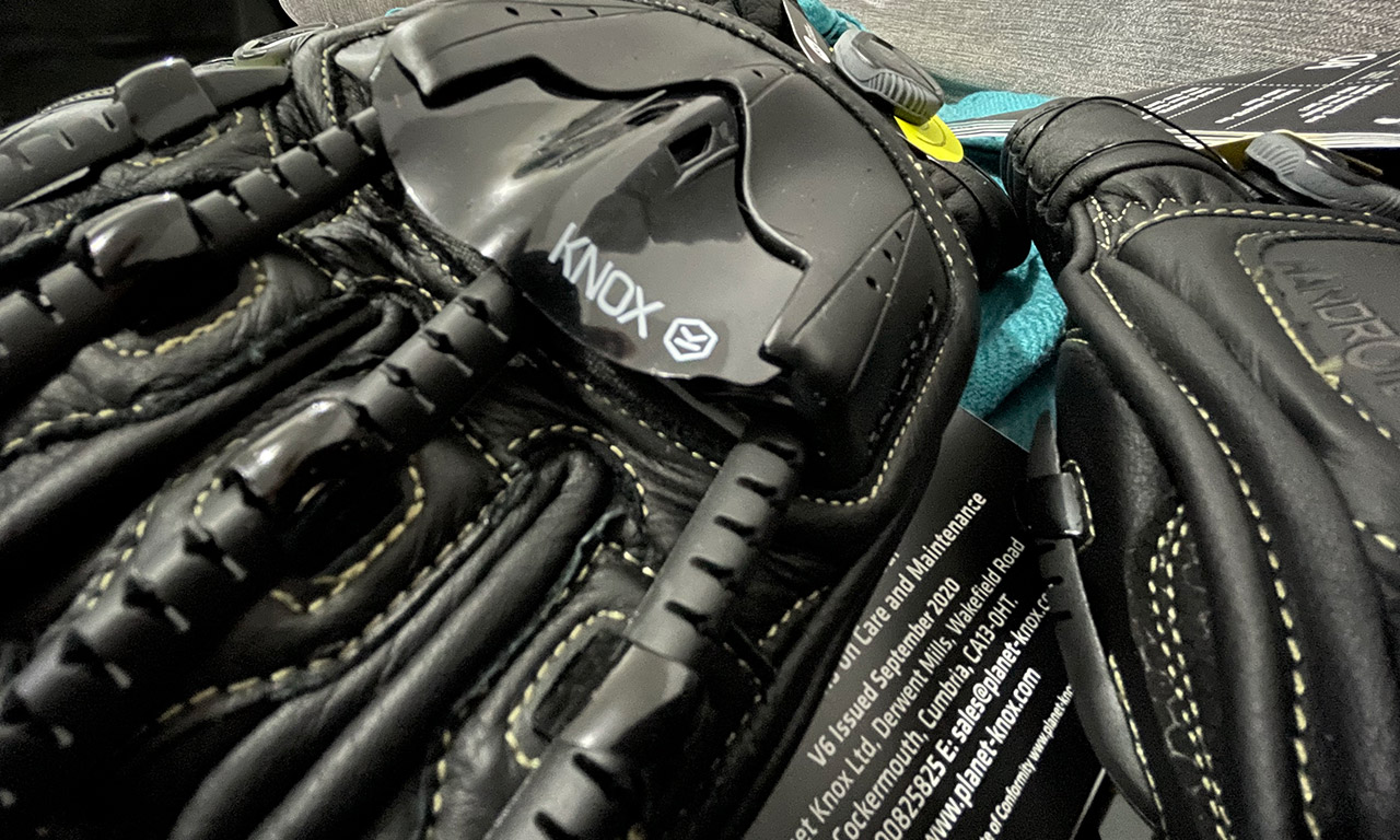 Knox : gant de moto haut de gamme