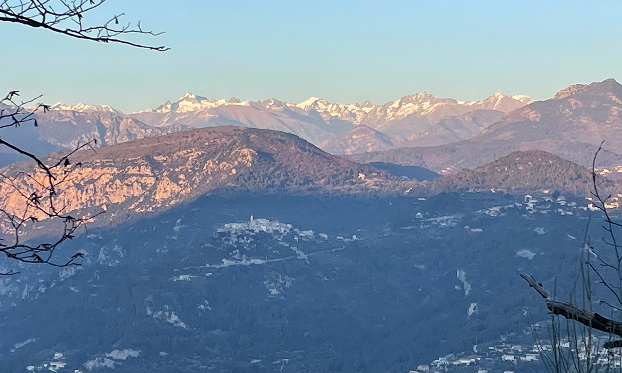 vue sur le mercantour, alpes Maritimes