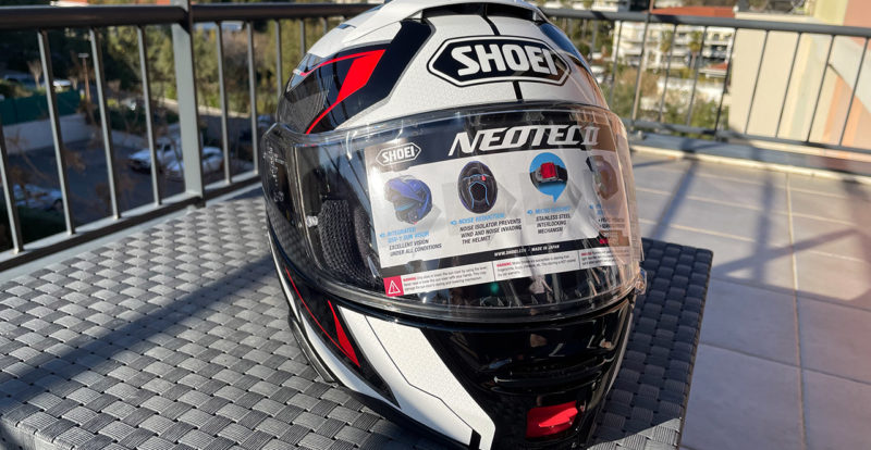 Casque de moto Shoei Néotec 2