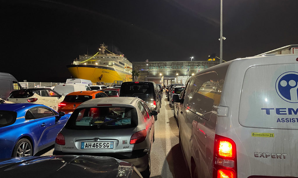 embarquement pour la Corse depuis Toulon